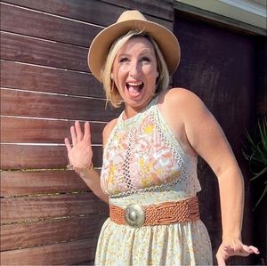 Meet your Posher, Sandra